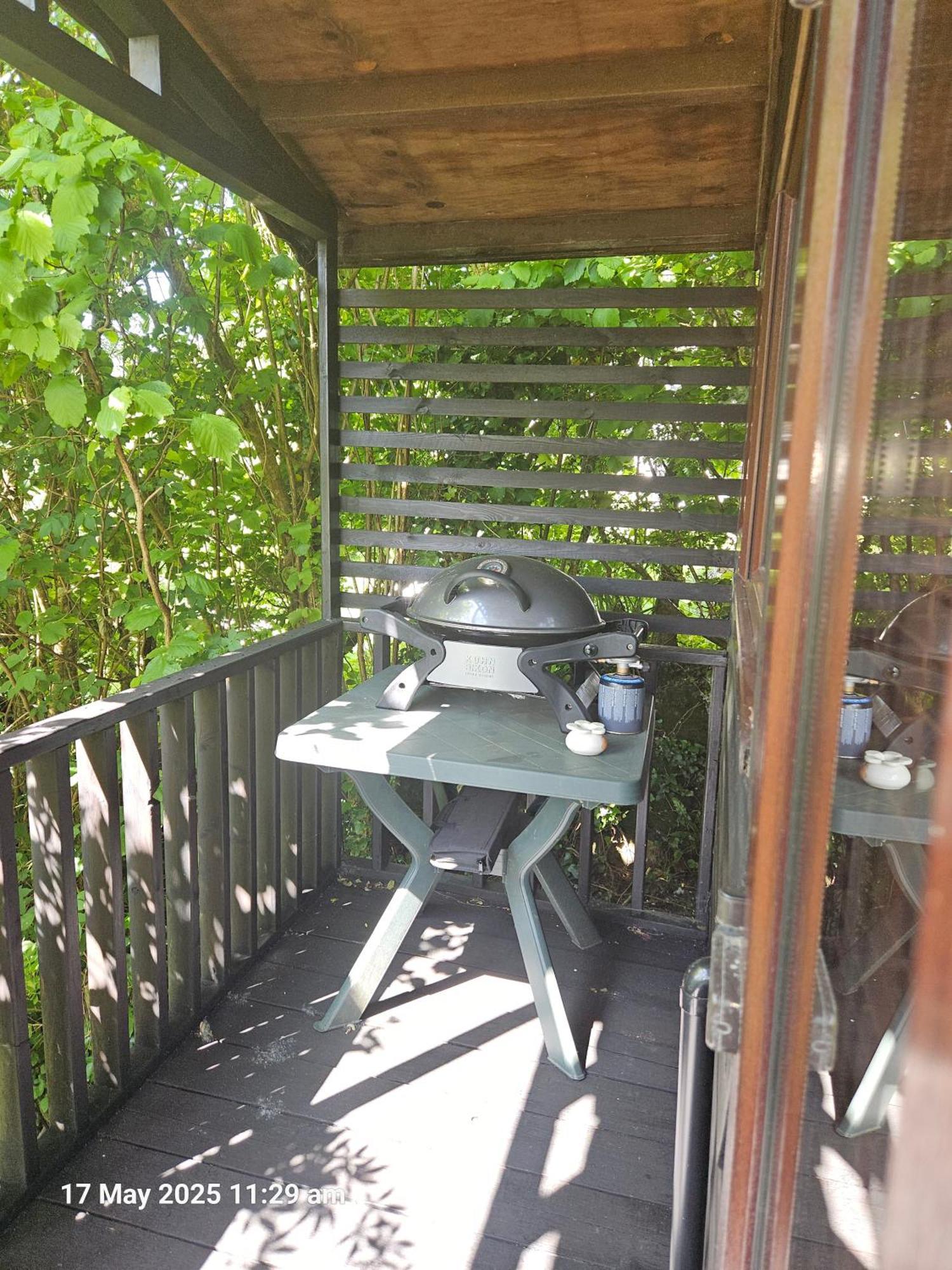 Treetops Lodge, Private Parking & Garden Труро Экстерьер фото